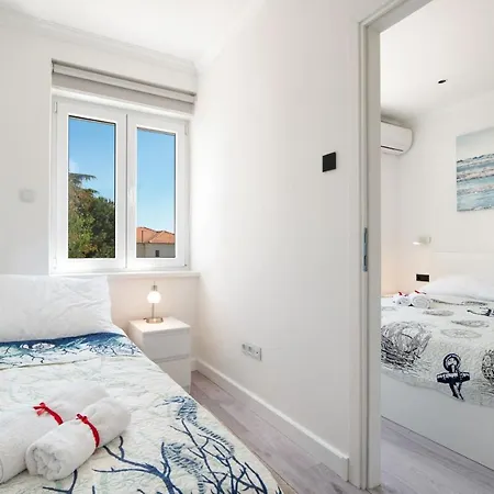 Apartment Ella Trogir Exterior photo